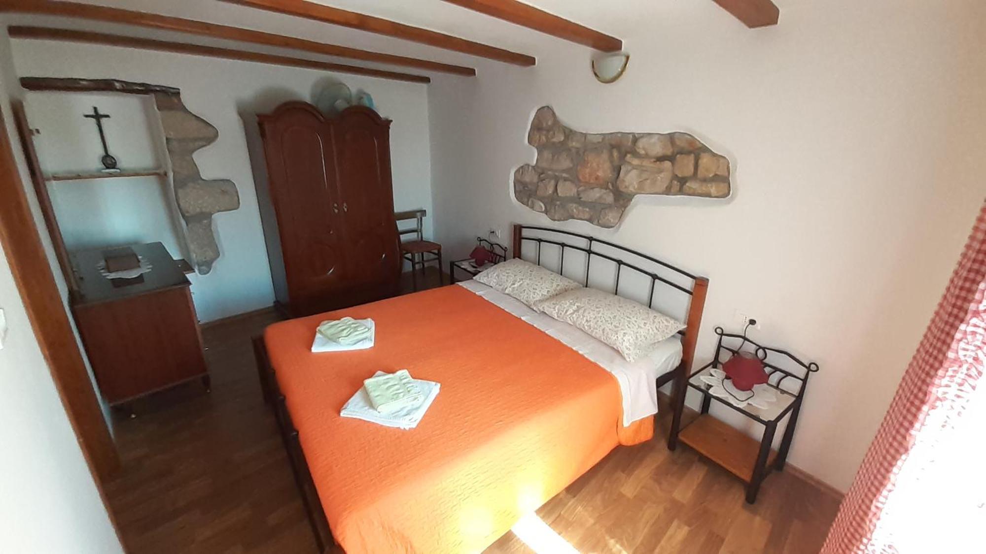 Kuca - Krcina Apartment Đảo Đảo Cres Ngoại thất bức ảnh